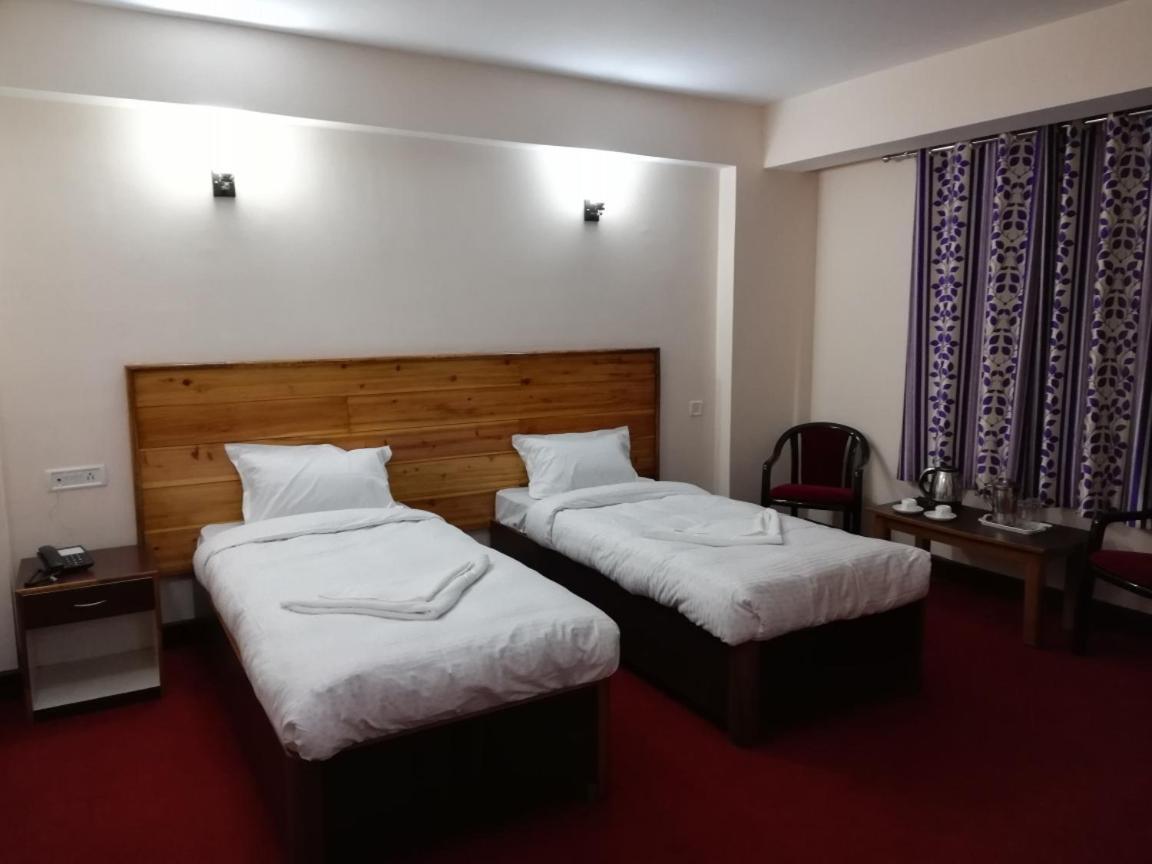 דרג'ילינג Hotel Juniper מראה חיצוני תמונה