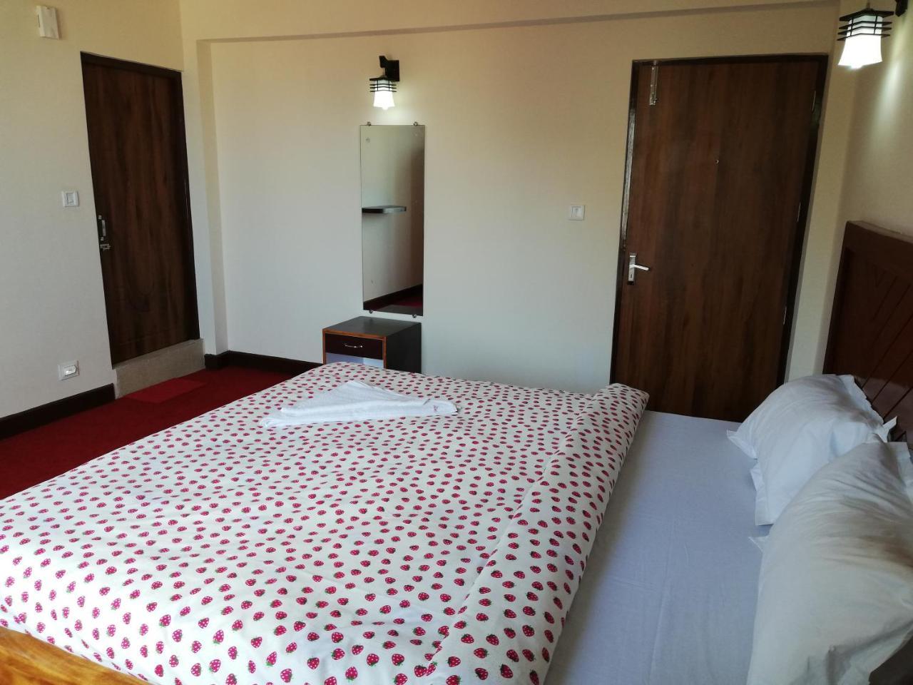 דרג'ילינג Hotel Juniper מראה חיצוני תמונה