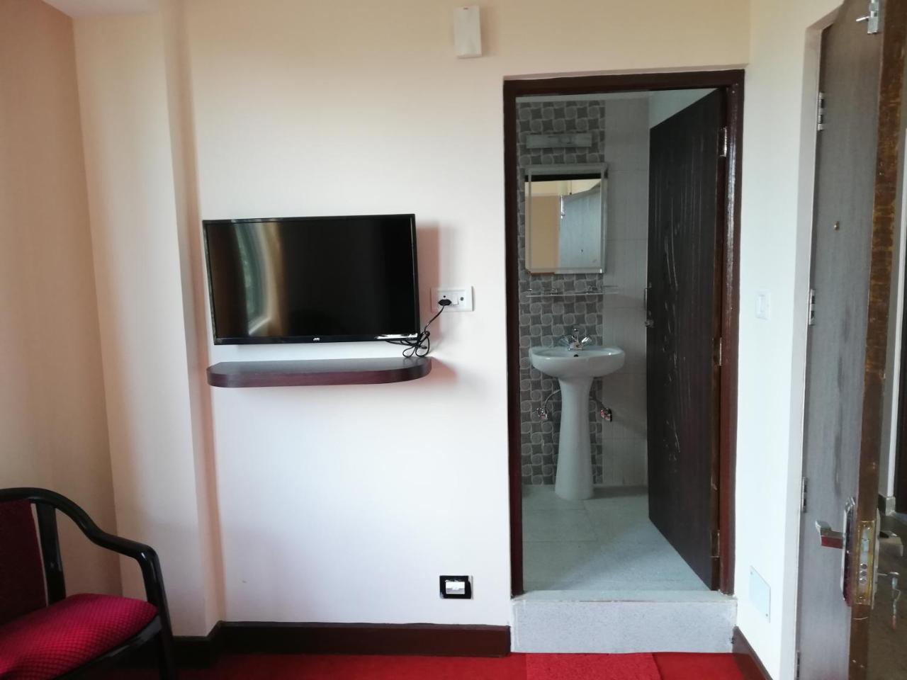 דרג'ילינג Hotel Juniper מראה חיצוני תמונה