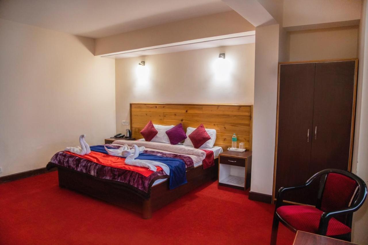 דרג'ילינג Hotel Juniper מראה חיצוני תמונה