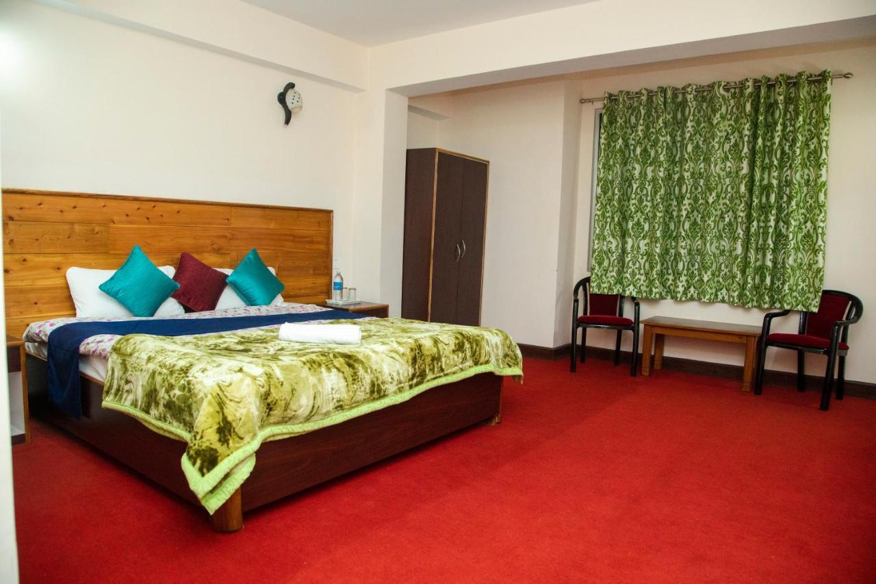 דרג'ילינג Hotel Juniper מראה חיצוני תמונה