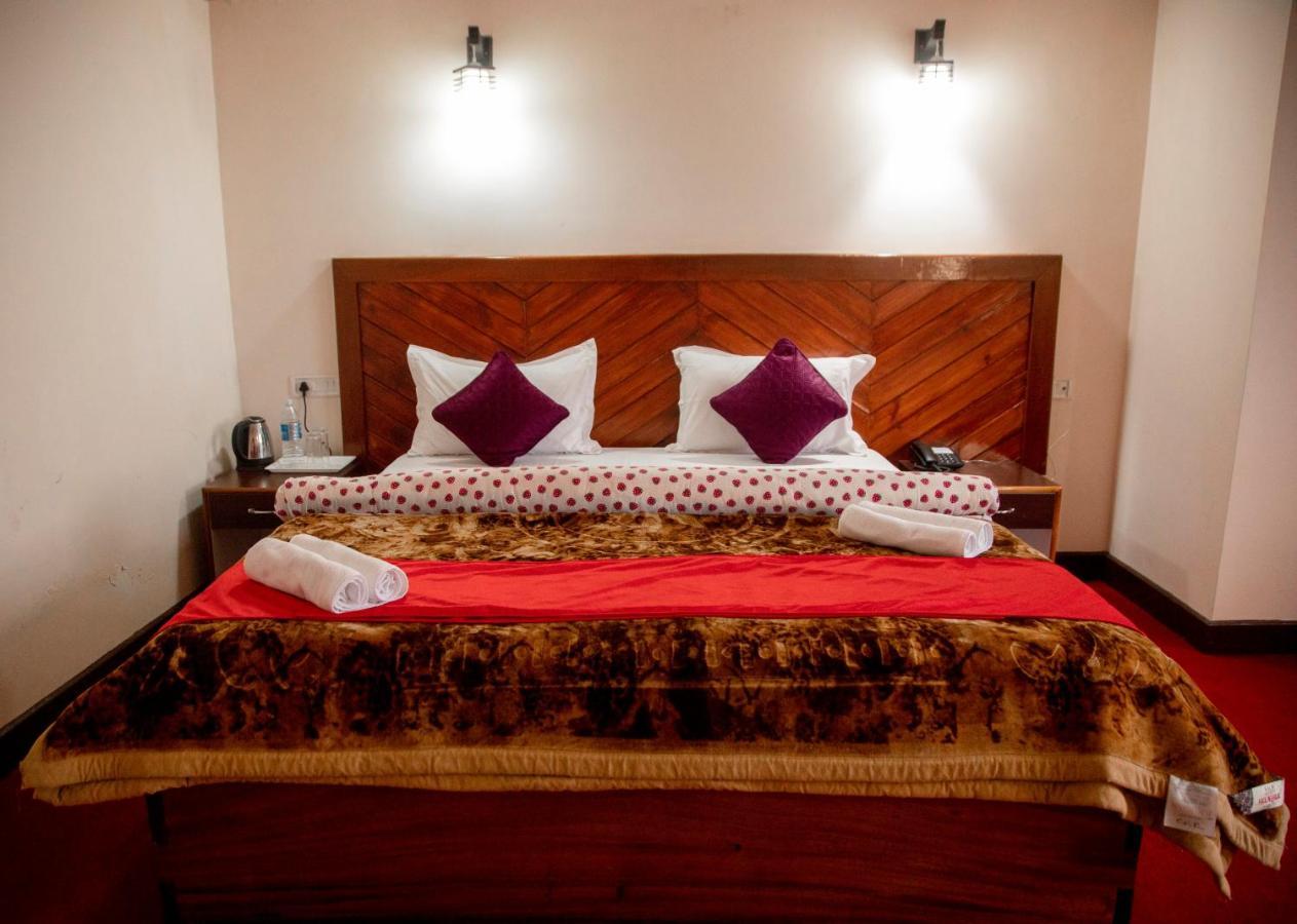 דרג'ילינג Hotel Juniper מראה חיצוני תמונה